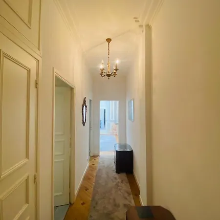 Promenade Des /carre D'or - 2 Mins Plages דירה