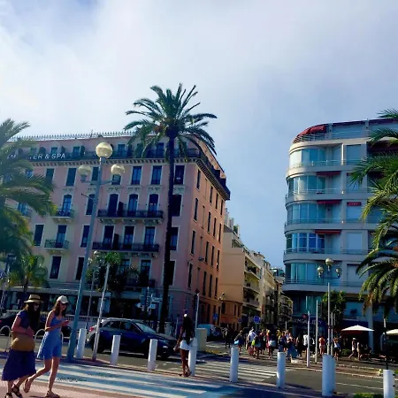 Promenade Des /carre D'or - 2 Mins Plages Nice